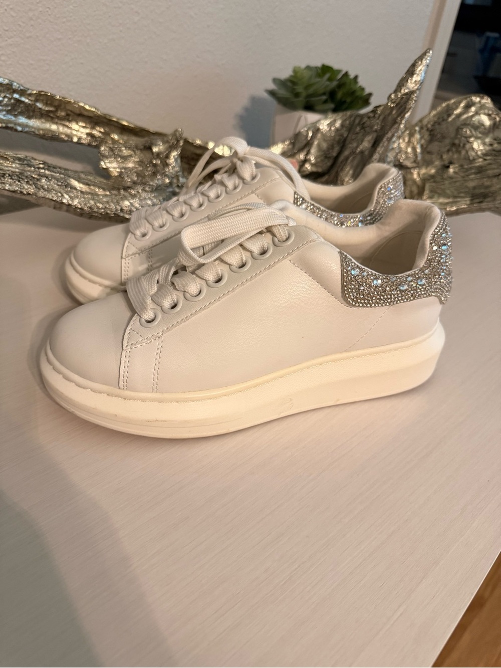 Steve Madden White Platform Sneakers with Crystal Embellished Heel Glacier sz 6 - Picture 2 of 5